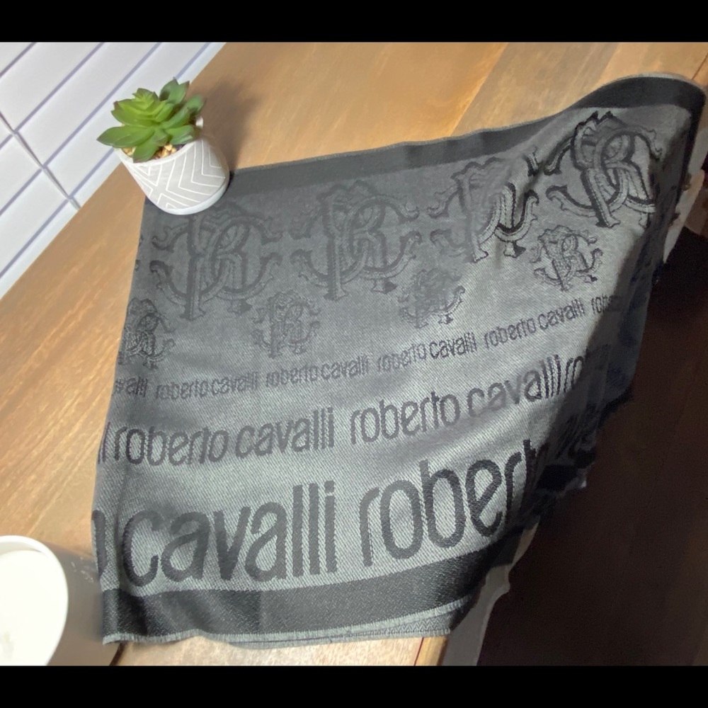 SALE! Gray Roberto Cavalli scarf wool blen…